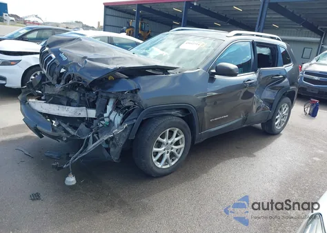 2015 Jeep Cherokee Latitude из США, поврежденный, VIN 1C4PJMCS3FW555532